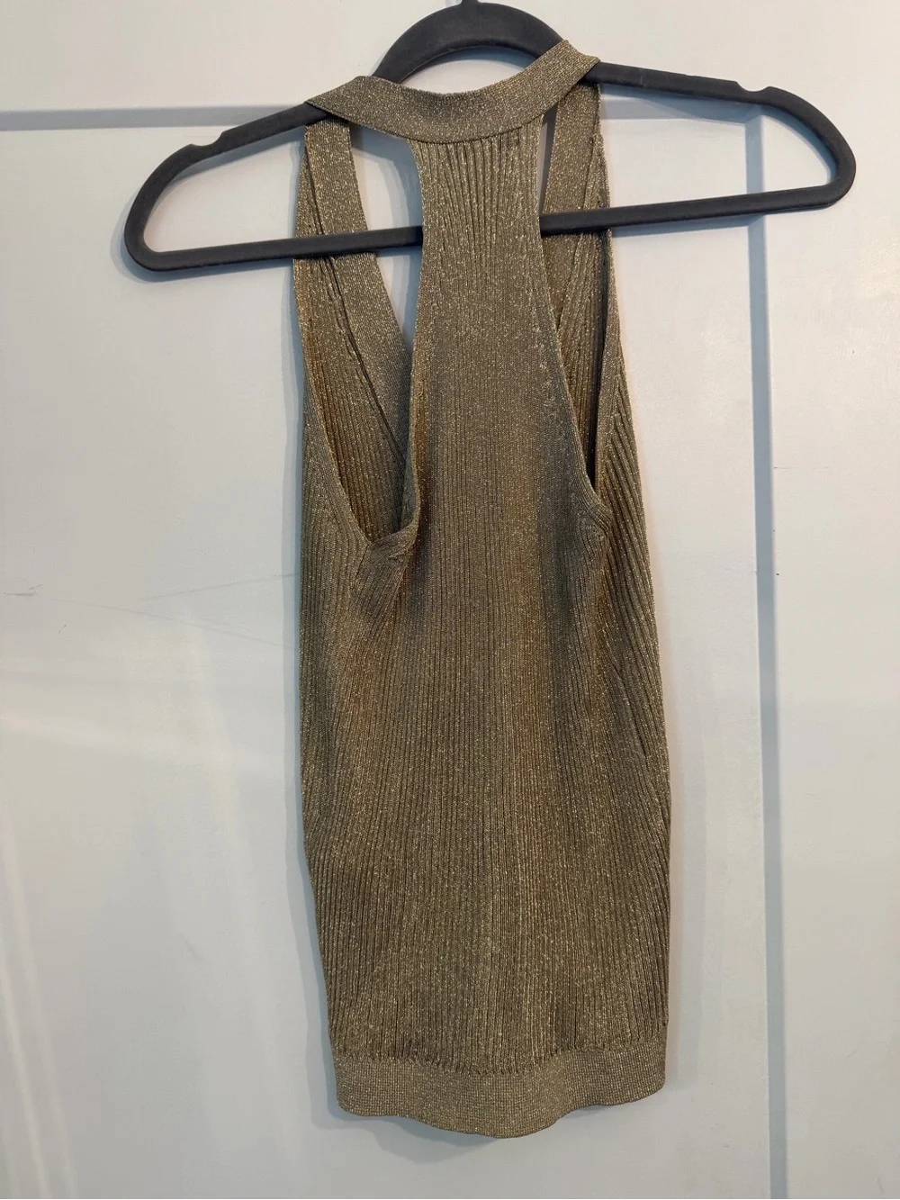 Reiss Lilana
Metallic Rib-Knit Waistcoat in Gold - Picture 9 of 10